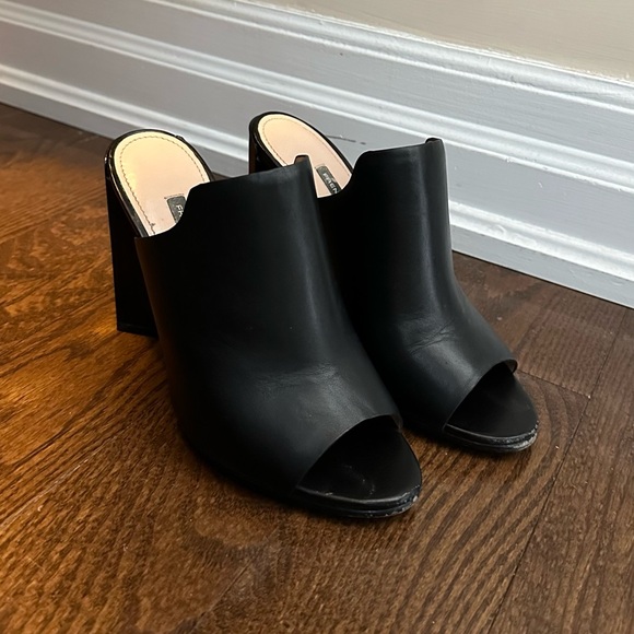 Blocked Heel Mules - Picture 1 of 3